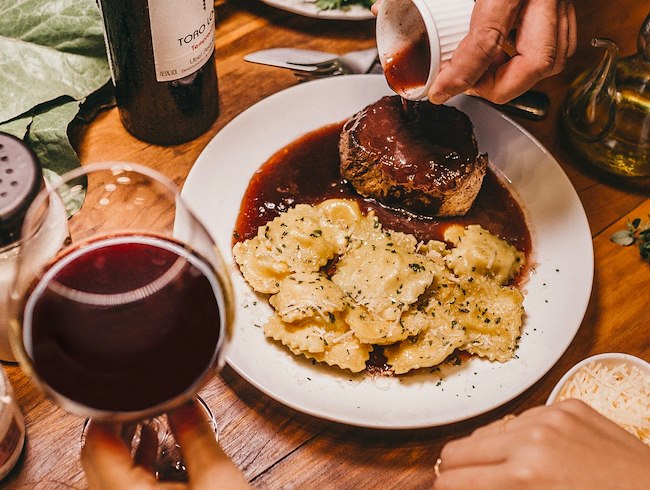 Discover the Flavors of Persia